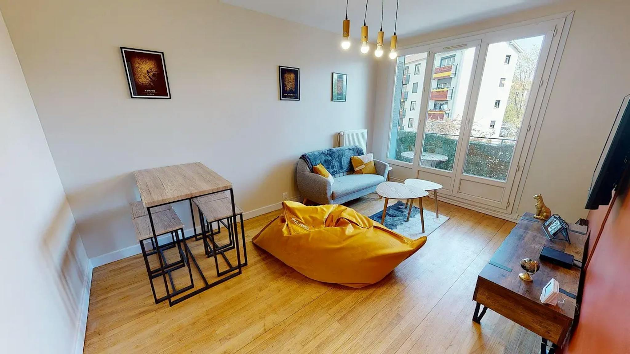 Private Room - 1