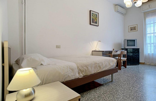 Bright 2-bedroom apartment close to Bocconi University - Gallery - 12