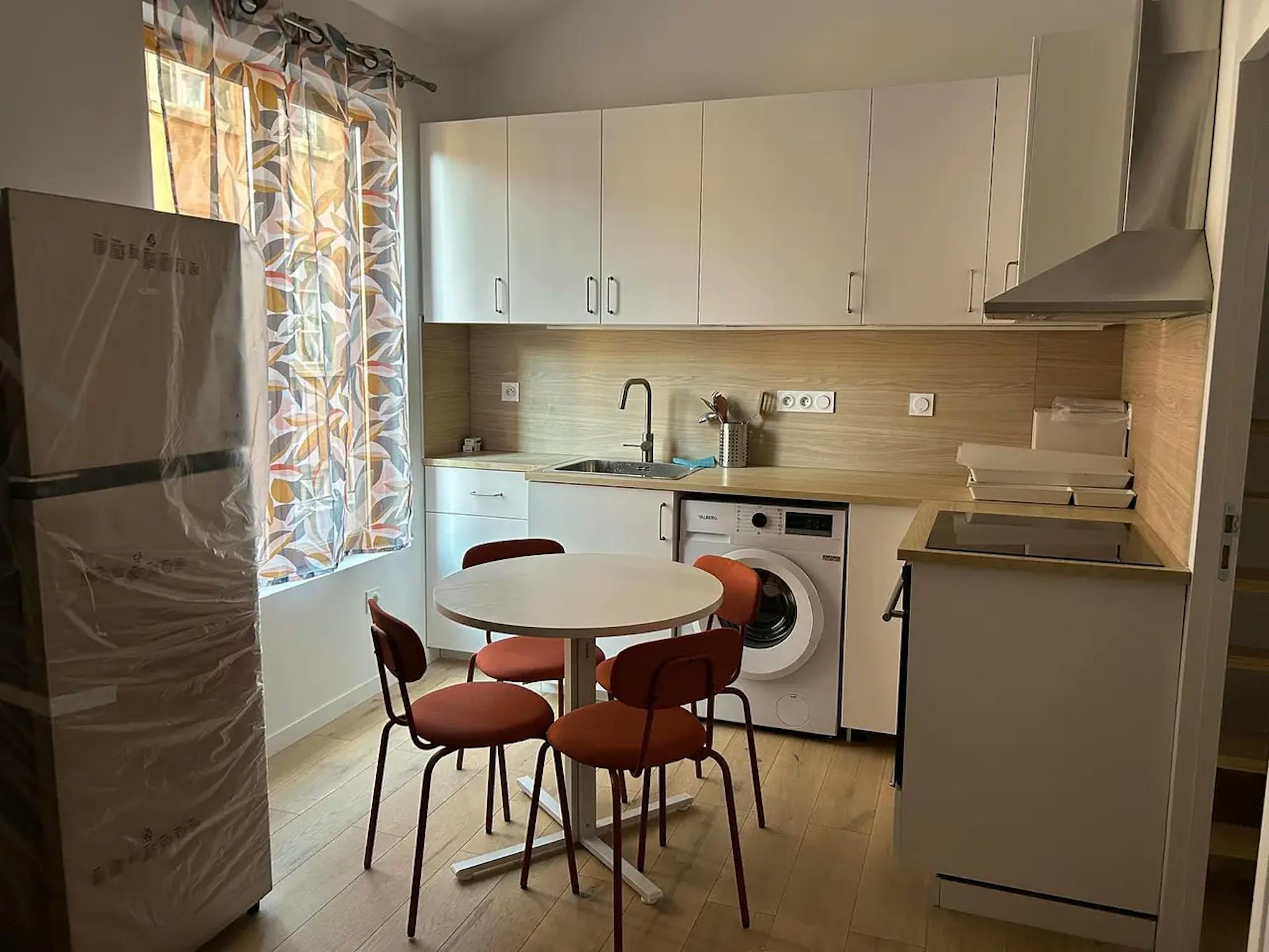  Entire Place  -  Rue de la Vieille, Lyon  - Gallery -  1