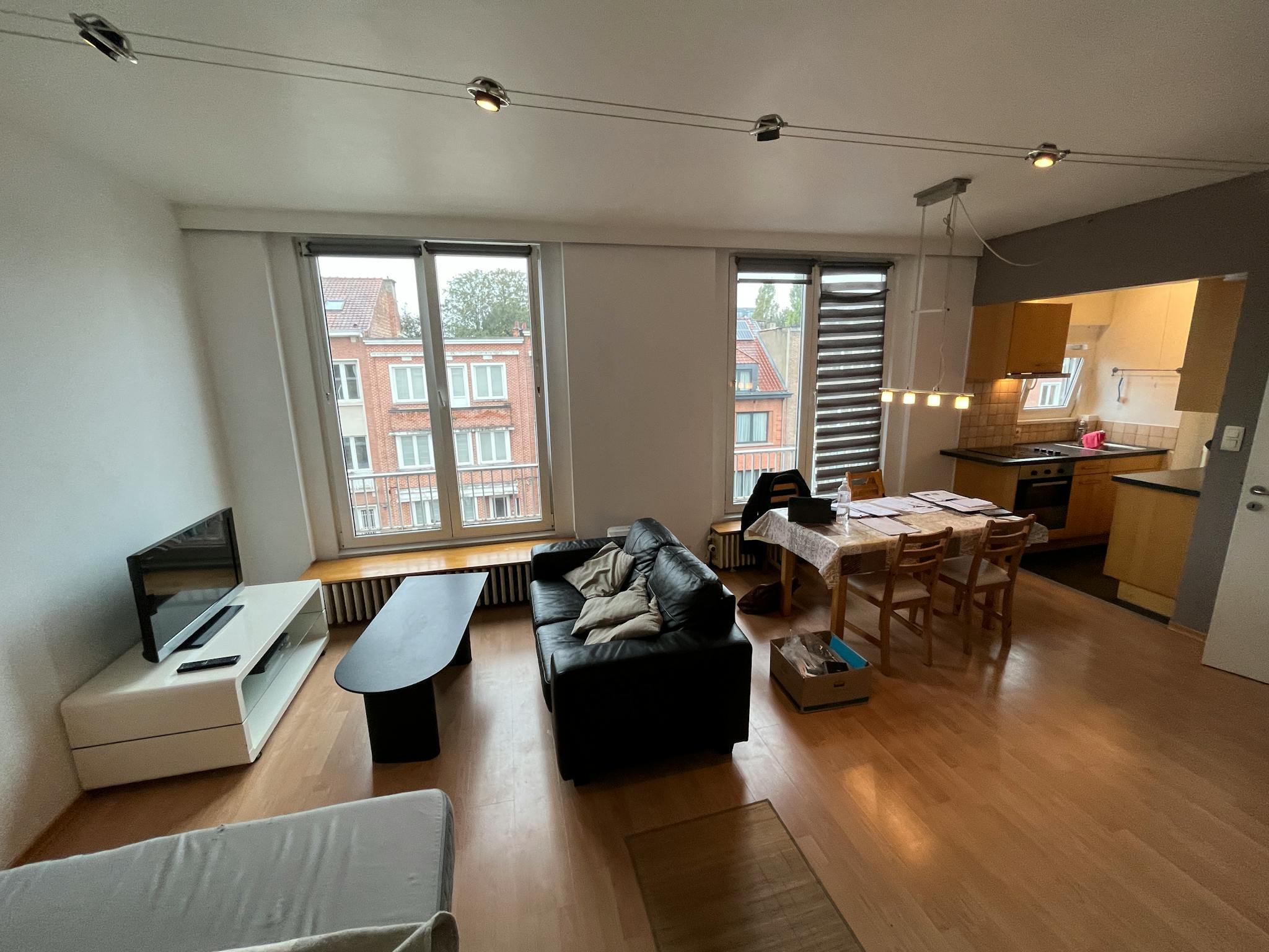  Entire Place  -  Rue Knapen, Schaerbeek  - Gallery -  1