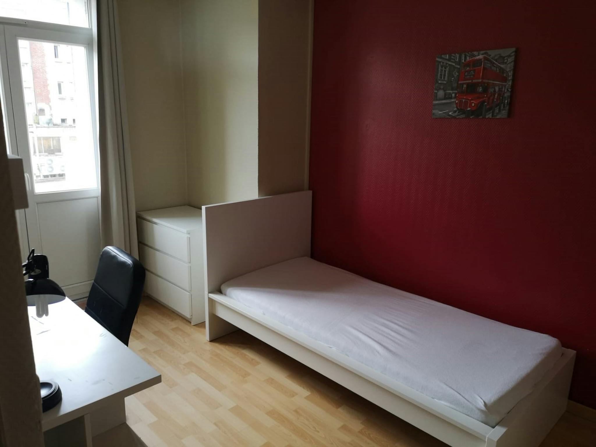 Private Room - Place de la Gare, Compiègne - Gallery - 1
