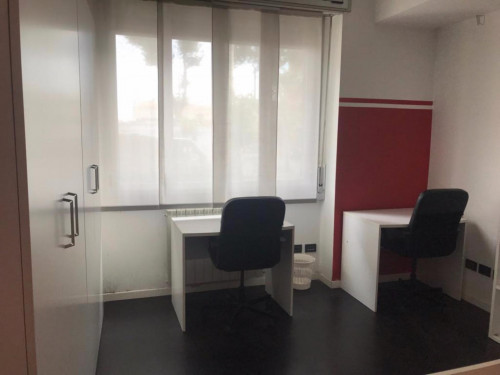 Bed in a twin bedroom close to NABA - Gallery - 12