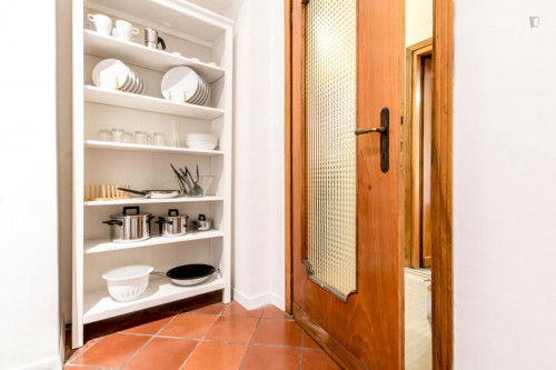 Bed in a twin bedroom, in a 4-bedroom apartment near IED Istituto Europeo di Design