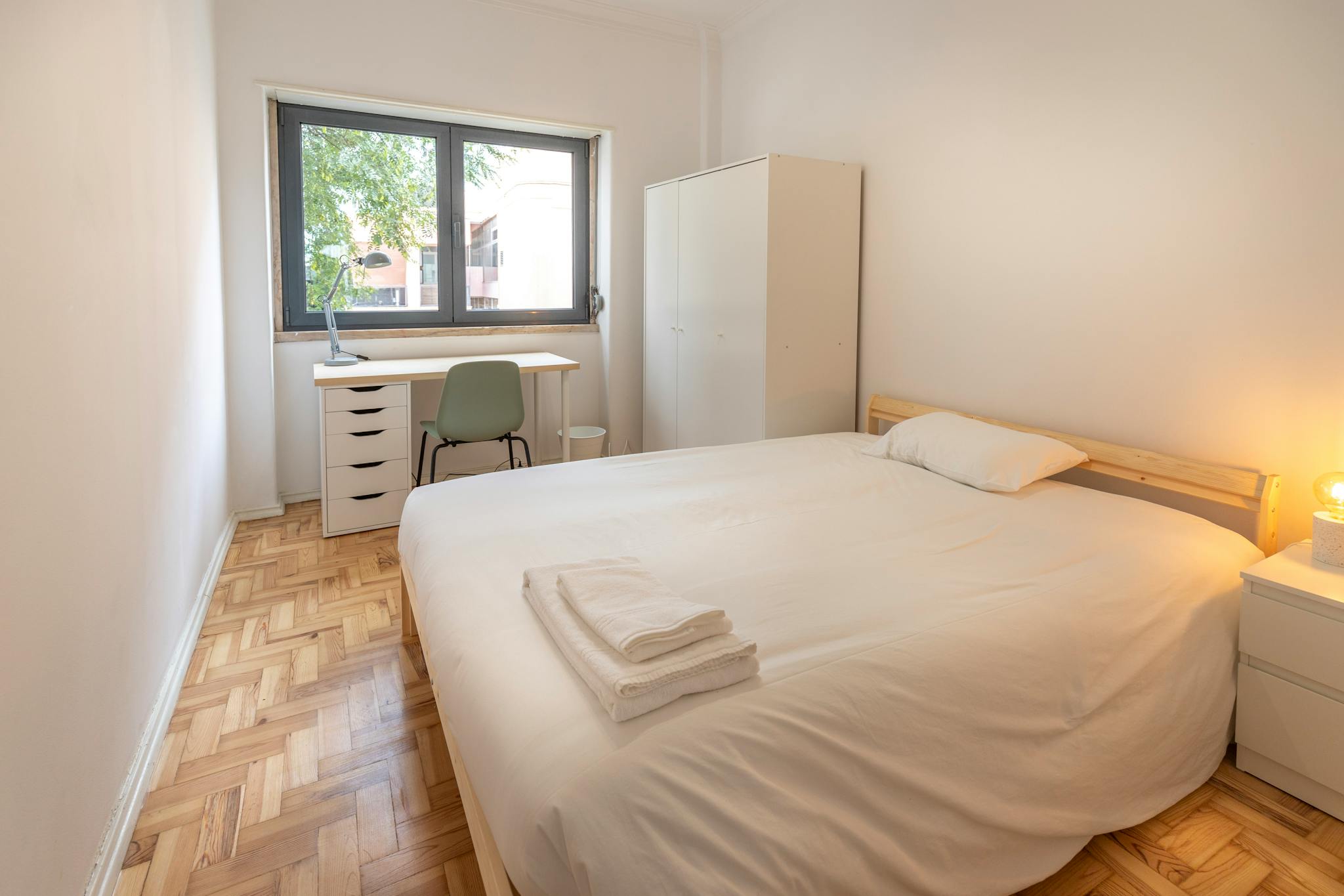  Private Room  -  Rua da Beneficência, Lisbon  - Gallery -  1