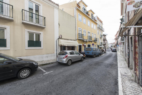 Welcoming double bedroom in Alcântara  - Gallery -  5