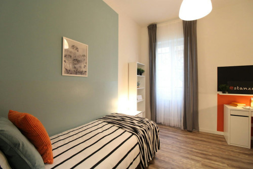 Via Ambaraga, Brescia