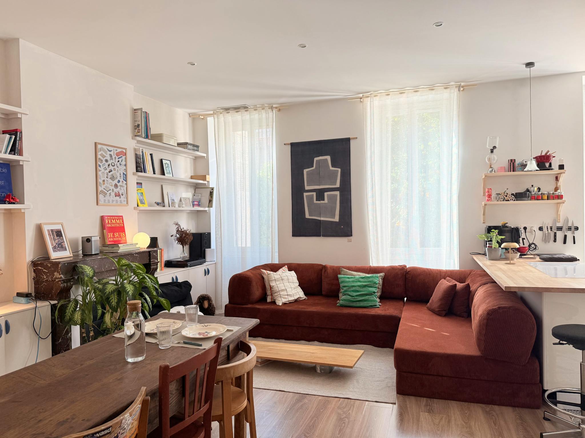  Entire Place  -  Rue Paradis, Marseille  - Gallery -  1