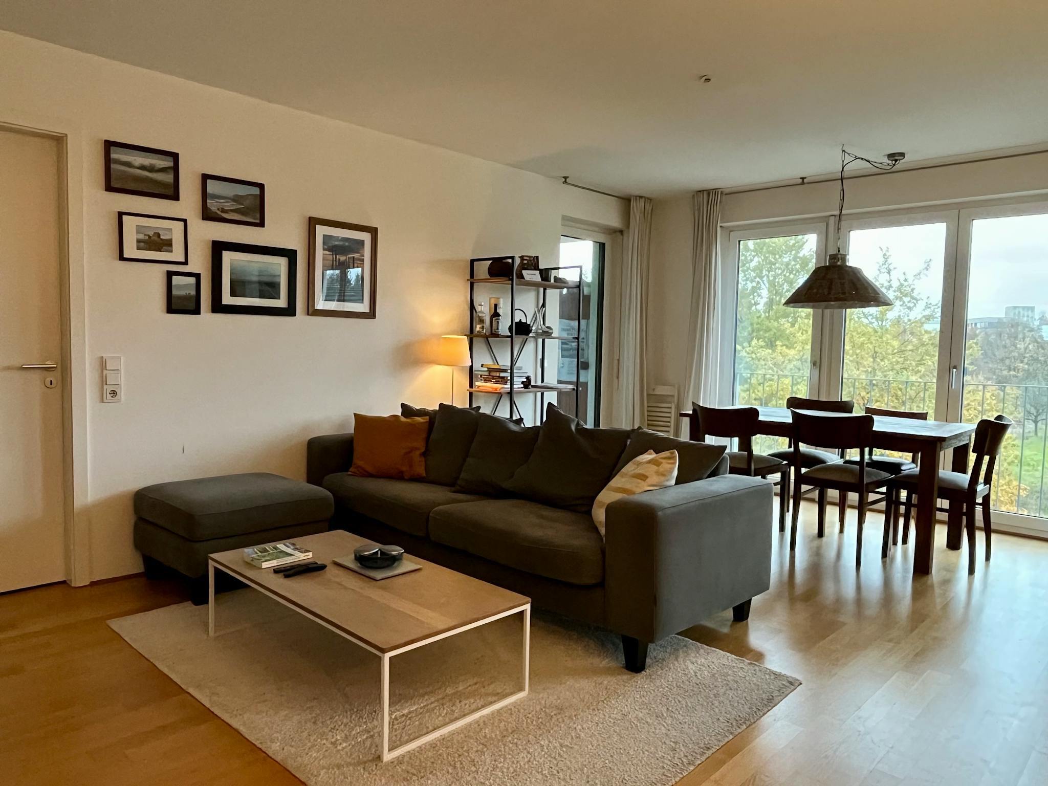  Entire Place  -  Meluner Straße, Stuttgart  - Gallery -  1