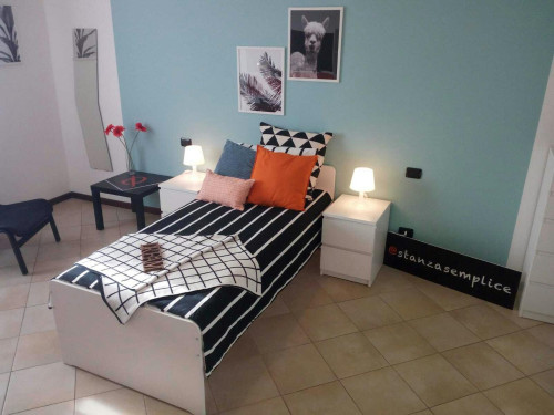 Piazza Cesare Battisti, Brescia