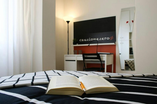 Via Pusterla, Brescia