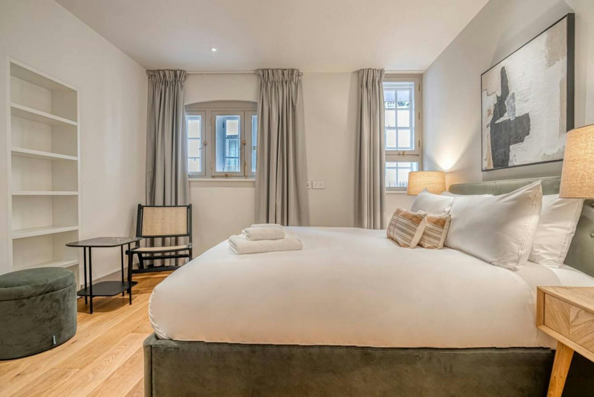 Entire Place - Greycoat Place, London - Gallery - 1