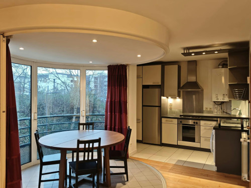 Rue Jean Jacques Rousseau, Issy-les-Moulineaux