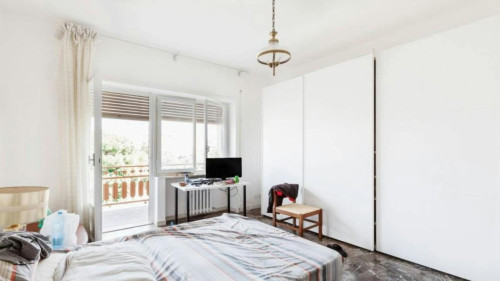 Piazza Giancarlo Vallauri, Rome