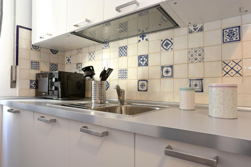 Spacious double bedroom near S. Agnese/Annibaliano metro station - Gallery - 13