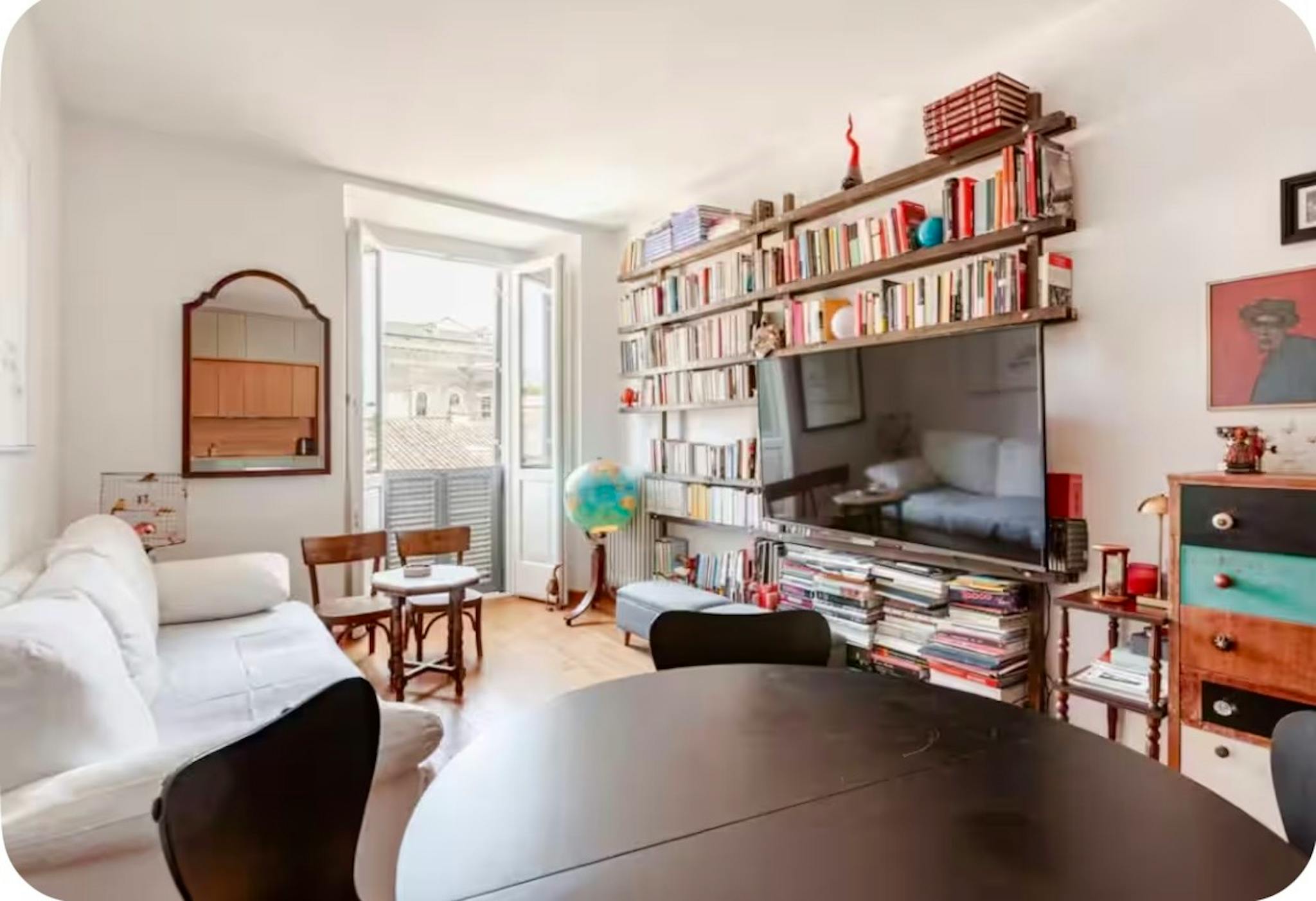 Entire Place - Piazza di Santa Caterina della Rota, Rome - Gallery - 1