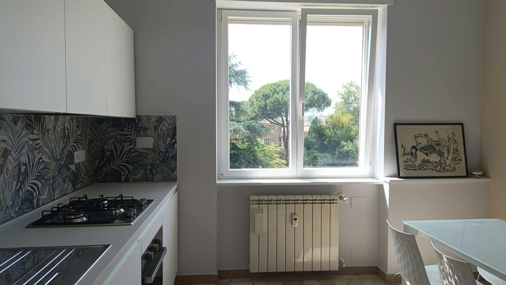  Entire Place  -  Piazza Alfonso Neuschuler, Rome  - Gallery -  1