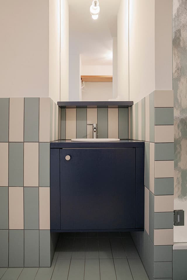  Standard Room With Private Bathroom And Terrace  -  Charming Coliving House in Peaceful Colignon: Embrace Brussels' Hidden Gem  - Gallery -  7