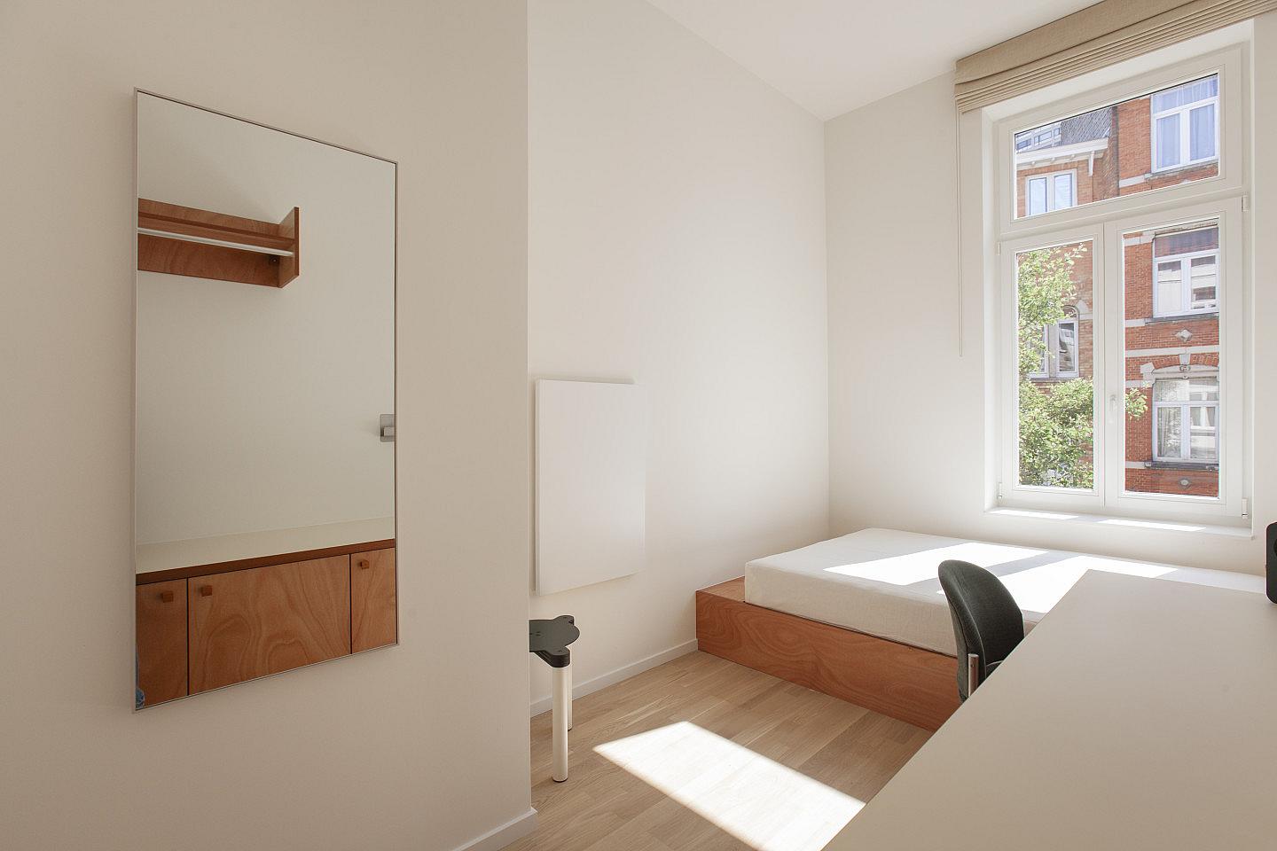  Pocket Room With Shared Bathroom  -  Charming Coliving House in Peaceful Colignon: Embrace Brussels' Hidden Gem  - Gallery -  25