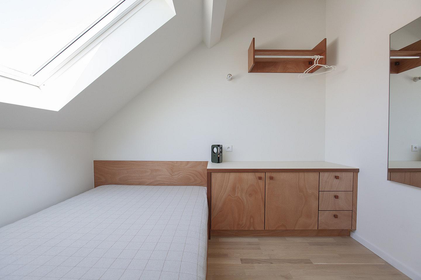  Pocket Room With Shared Bathroom  -  Charming Coliving House in Peaceful Colignon: Embrace Brussels' Hidden Gem  - Gallery -  55