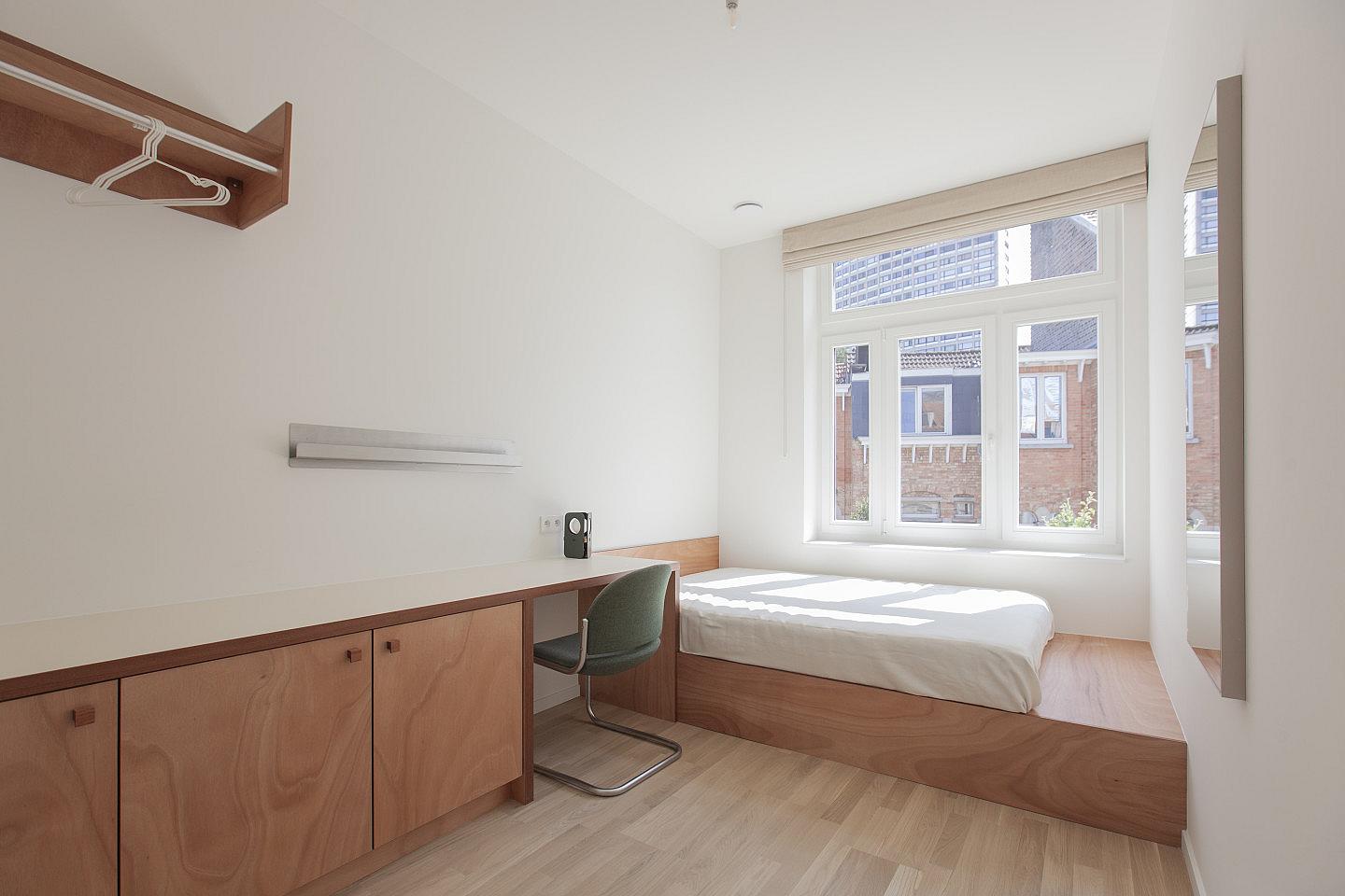  Pocket Room With Shared Bathroom  -  Charming Coliving House in Peaceful Colignon: Embrace Brussels' Hidden Gem  - Gallery -  3
