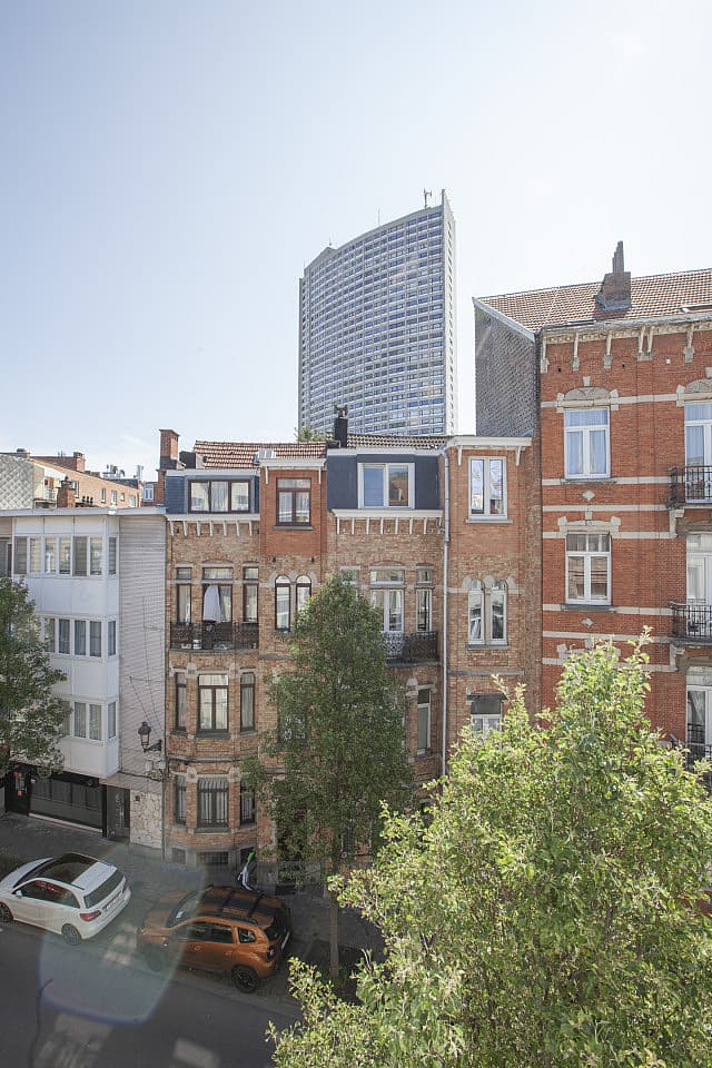  Pocket Room With Shared Bathroom  -  Charming Coliving House in Peaceful Colignon: Embrace Brussels' Hidden Gem  - Gallery -  7