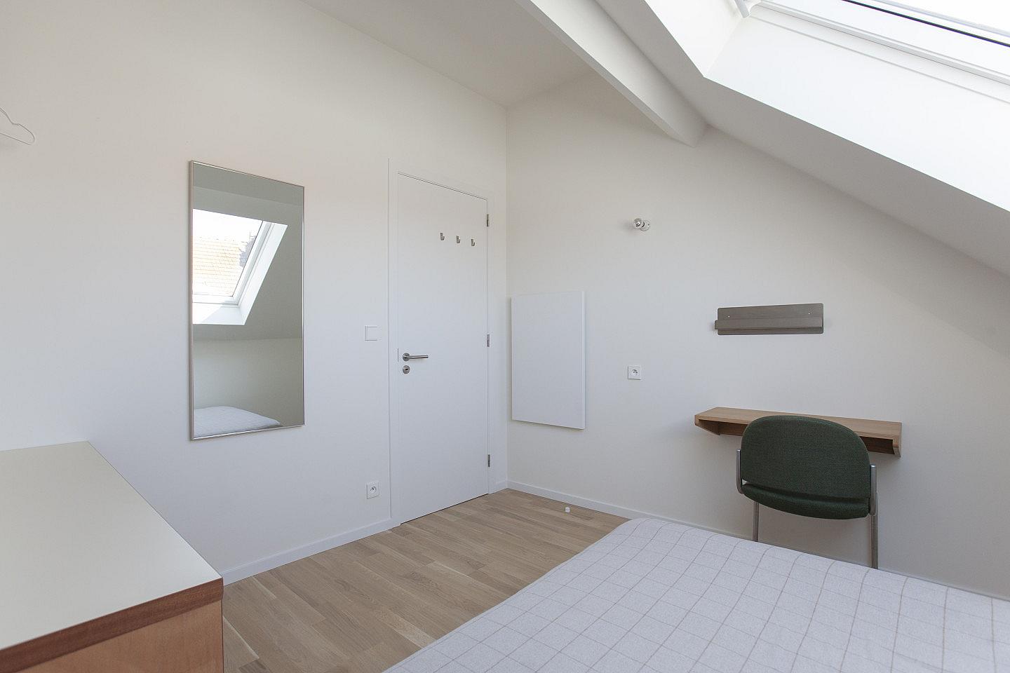  Pocket Room With Shared Bathroom  -  Charming Coliving House in Peaceful Colignon: Embrace Brussels' Hidden Gem  - Gallery -  58