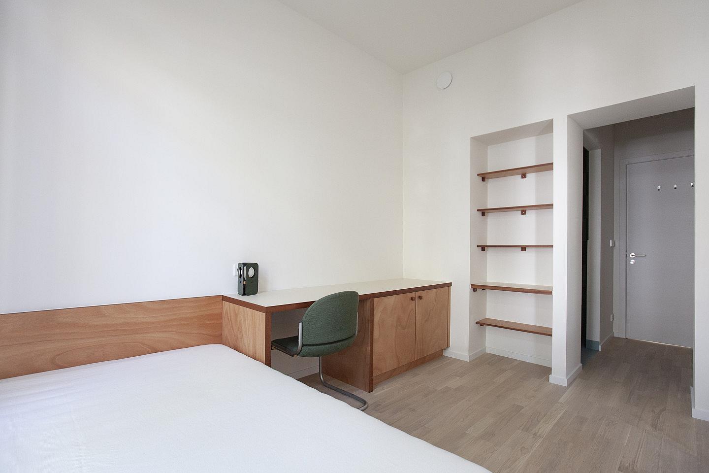 Standard Room With Private Bathroom  -  Charming Coliving House in Peaceful Colignon: Embrace Brussels' Hidden Gem  - Gallery -  9