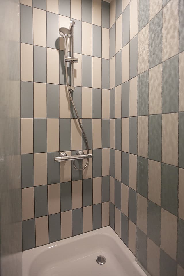  Standard Room With Private Bathroom  -  Charming Coliving House in Peaceful Colignon: Embrace Brussels' Hidden Gem  - Gallery -  6
