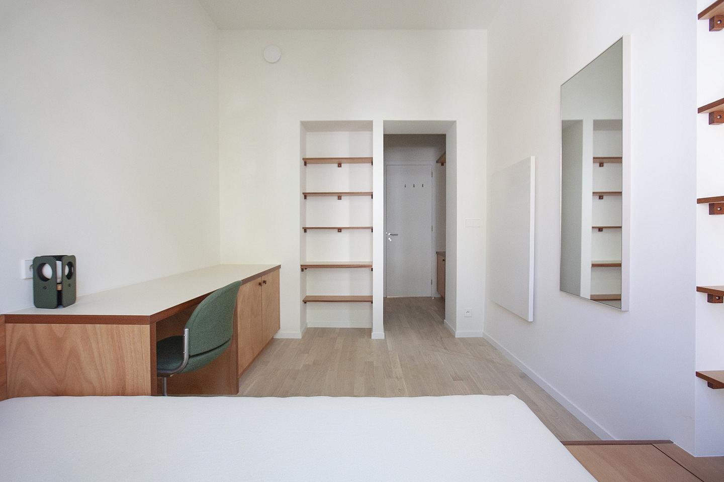  Standard Room With Private Bathroom  -  Charming Coliving House in Peaceful Colignon: Embrace Brussels' Hidden Gem  - Gallery -  8