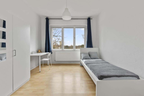 Zimmer in der Friedrichsbrunner Straße 42