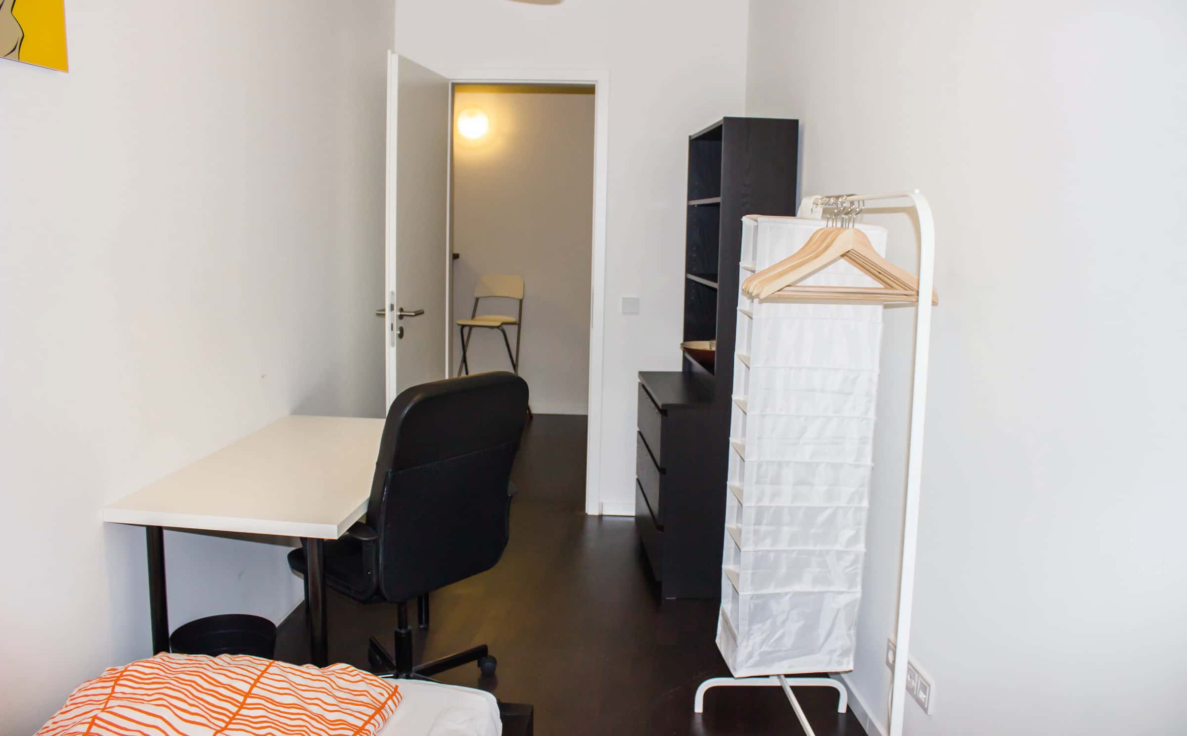  Room In Bernhard-Weiß-Straße, Berlin For 92 M² With 5 Bedrooms  -  Room in Bernhard-Weiß-Straße, Berlin for 92 m² with 5 bedrooms  - Gallery -  1