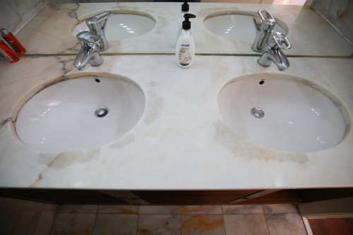 Bright and pleasant twin bedroom, in a 6-bedroom apartment, in Olaias - Gallery - 5