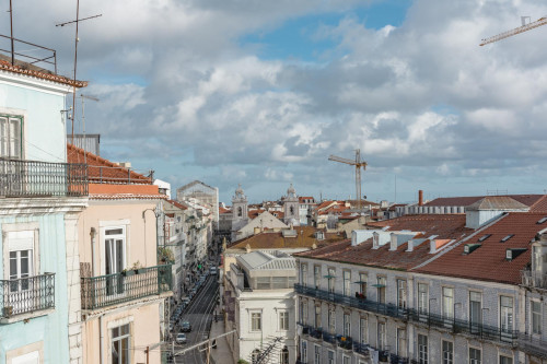 Remarkable 1-bedroom apartment with air conditioning close to classical Cais do Sodré metro station