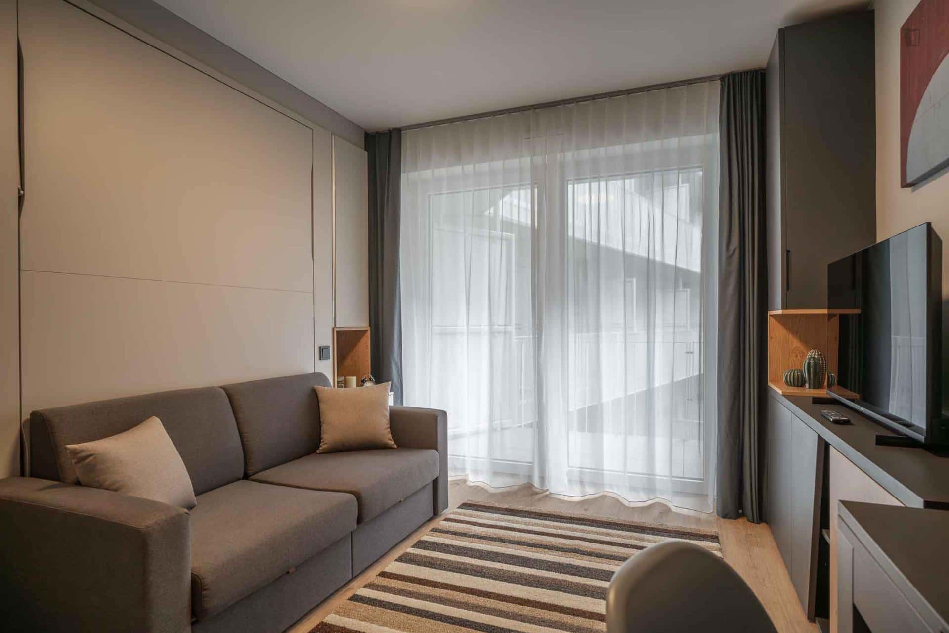  Apartment In Gürtelstraße, Berlin For 20 M²  -  Apartment in Gürtelstraße, Berlin for 20 m²  - Gallery -  1