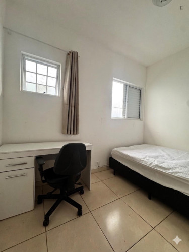 Double bedroom in 14-bedroom house