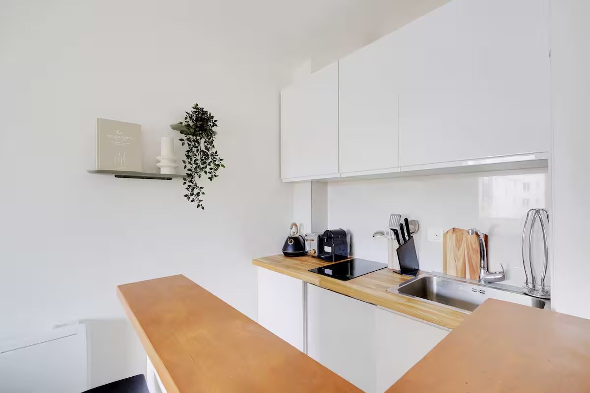  Cozy Studio Apartment For 2 People - 16th Arrondissement Of Paris, Near The Eiffel Tower  -  Cozy studio apartment for 2 people - 16th arrondissement of Paris, near the Eiffel Tower  - Gallery -  2