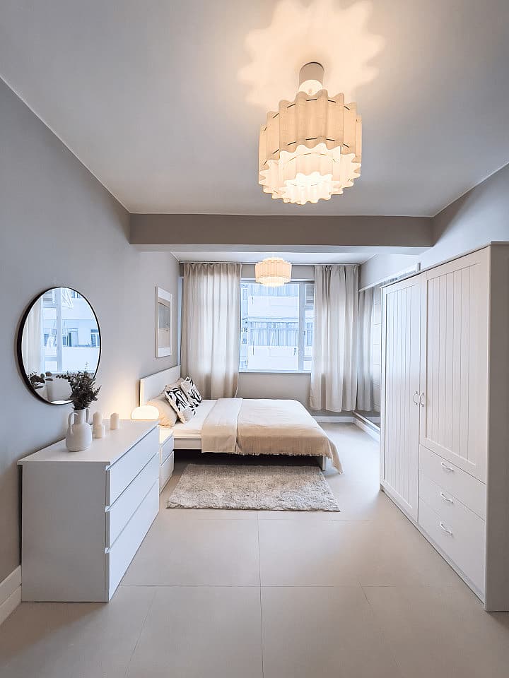  14.1  -  Bright and Comfortable Coliving Apartment in Central Causeway Bay  - Gallery -  1