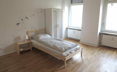 Bright single bedroom in Neukölln