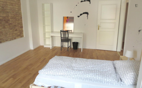 Bright single bedroom in Neukölln