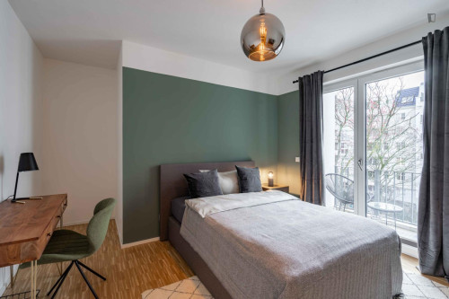 Admirable double bedroom near the Jungfernheide metro