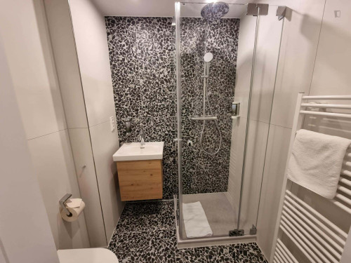 Apartment in Lindwurmstraße, München for 18 m²