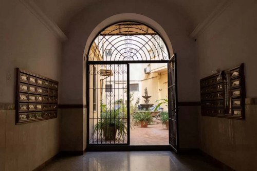 Trilocale di carattere vicino a San Pietro