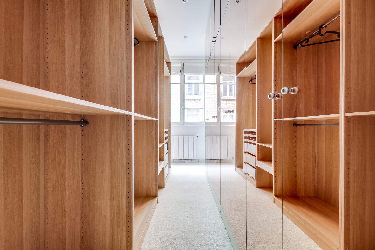 Ternes Monceau - Courcelles 4 Bedroom, 3 Bathroom Flat - Ternes Monceau - Courcelles 4 bedroom, 3 bathroom Flat - Gallery - 11