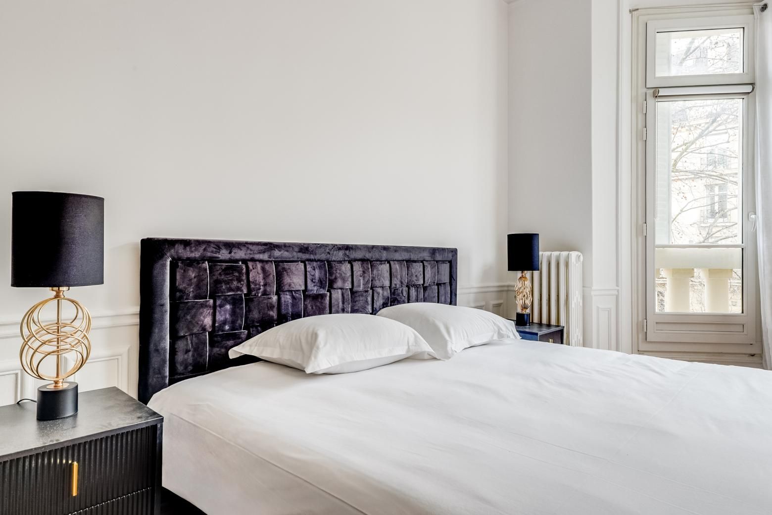  Ternes Monceau - Courcelles 4 Bedroom, 3 Bathroom Flat  -  Ternes Monceau - Courcelles 4 bedroom, 3 bathroom Flat  - Gallery -  5