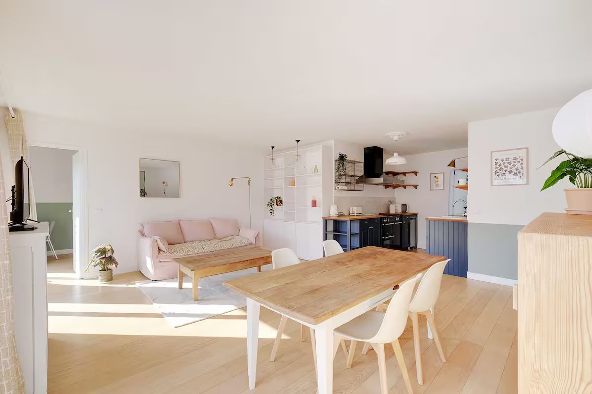 Large Parisian Apartment For 2 Bedrooms/4 People - République - Large Parisian apartment for 2 bedrooms/4 people - République - Gallery - 9