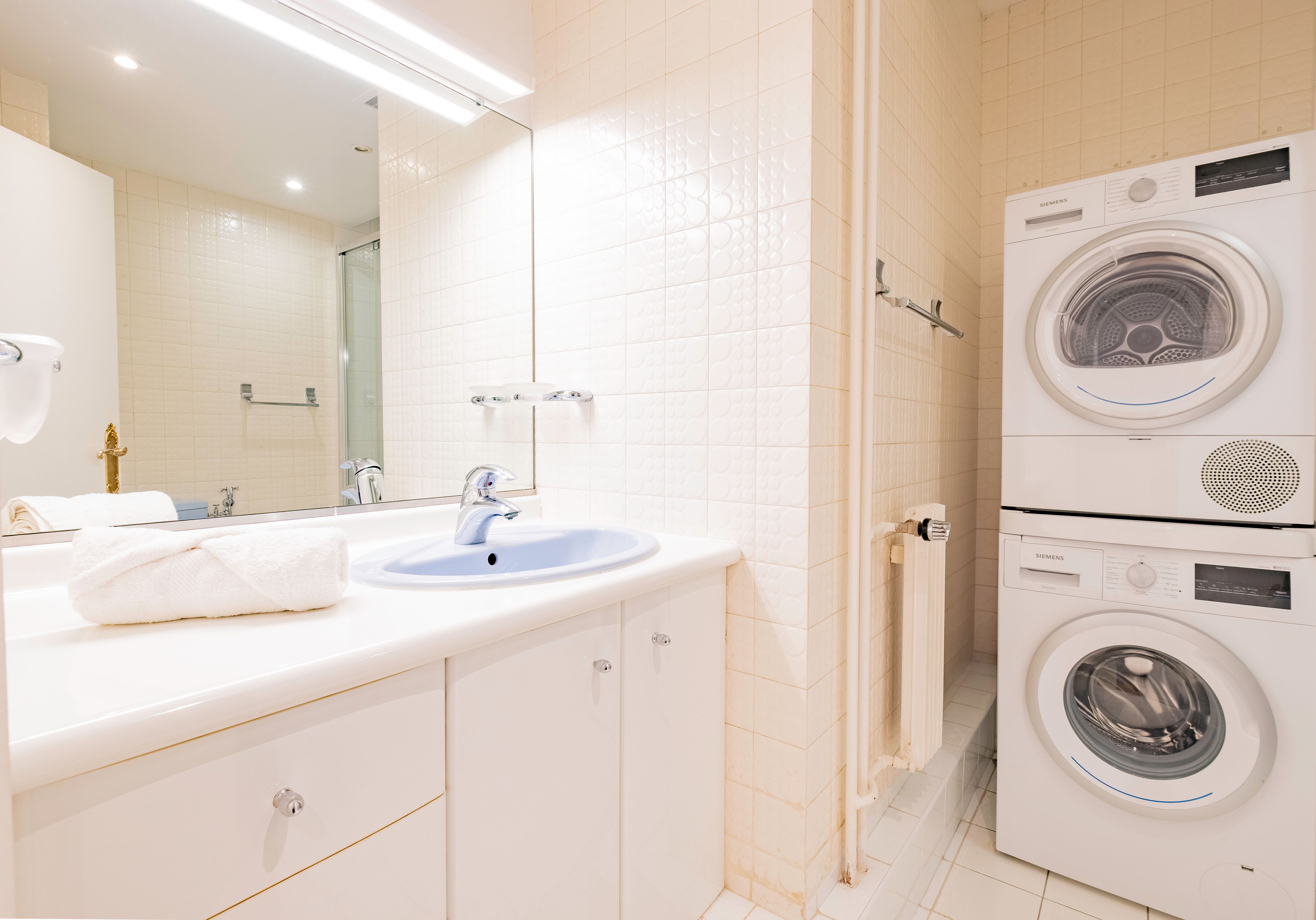 Le Paul >•< Near The Eiffel Tower, Shops, And Metro - Le Paul >•< Near the Eiffel Tower, shops, and metro - Gallery - 4