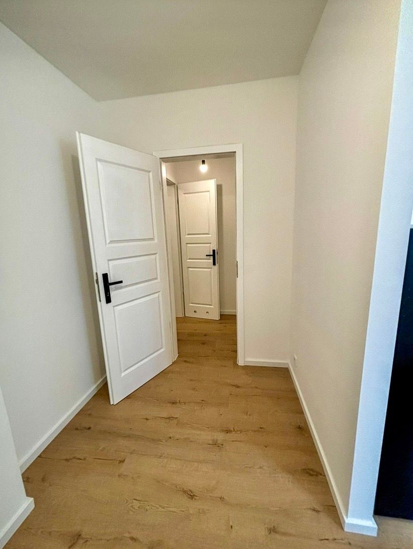  Modern Design Studio In Heritage Factory Loft – Newly Renovated & Ready To Move In  -  Modern Design Studio in Heritage Factory Loft – Newly Renovated & Ready to Move In  - Gallery -  7