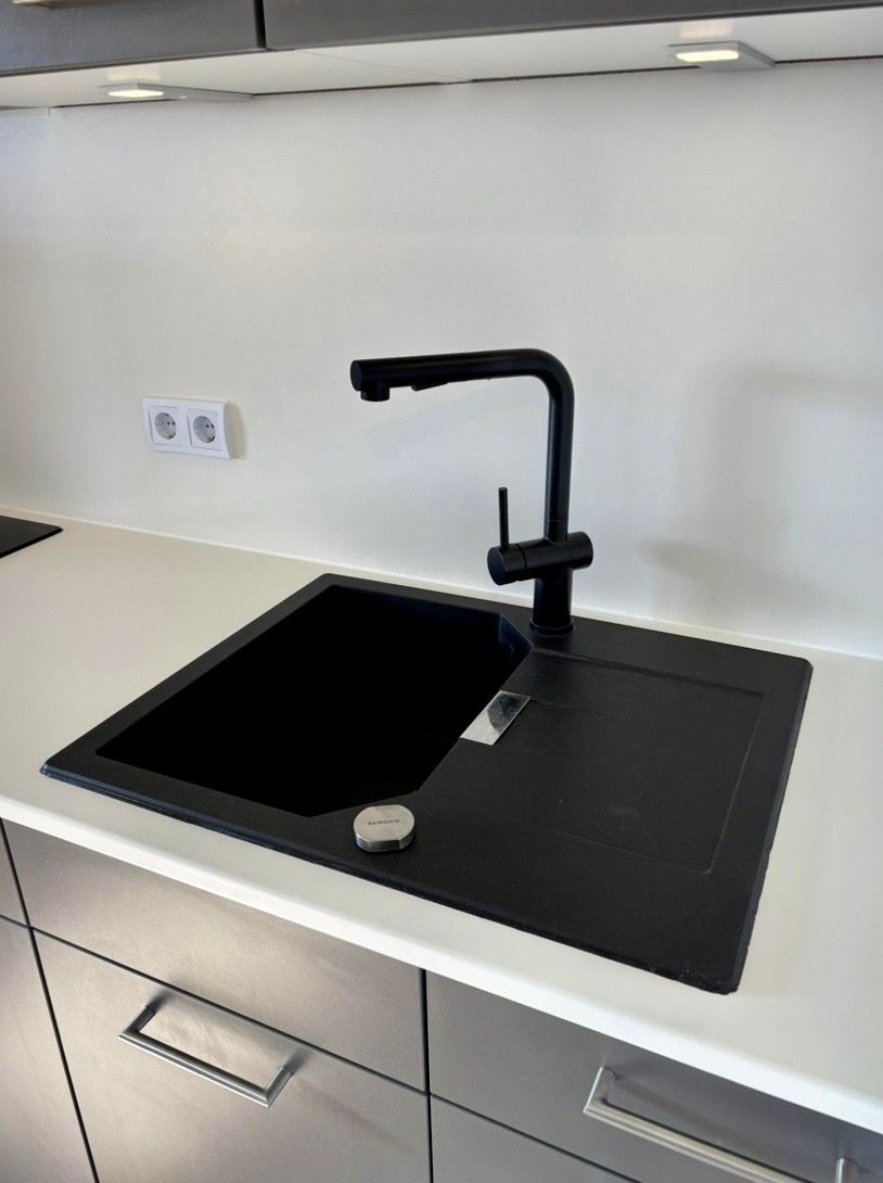  Modern Design Studio In Heritage Factory Loft – Newly Renovated & Ready To Move In  -  Modern Design Studio in Heritage Factory Loft – Newly Renovated & Ready to Move In  - Gallery -  13