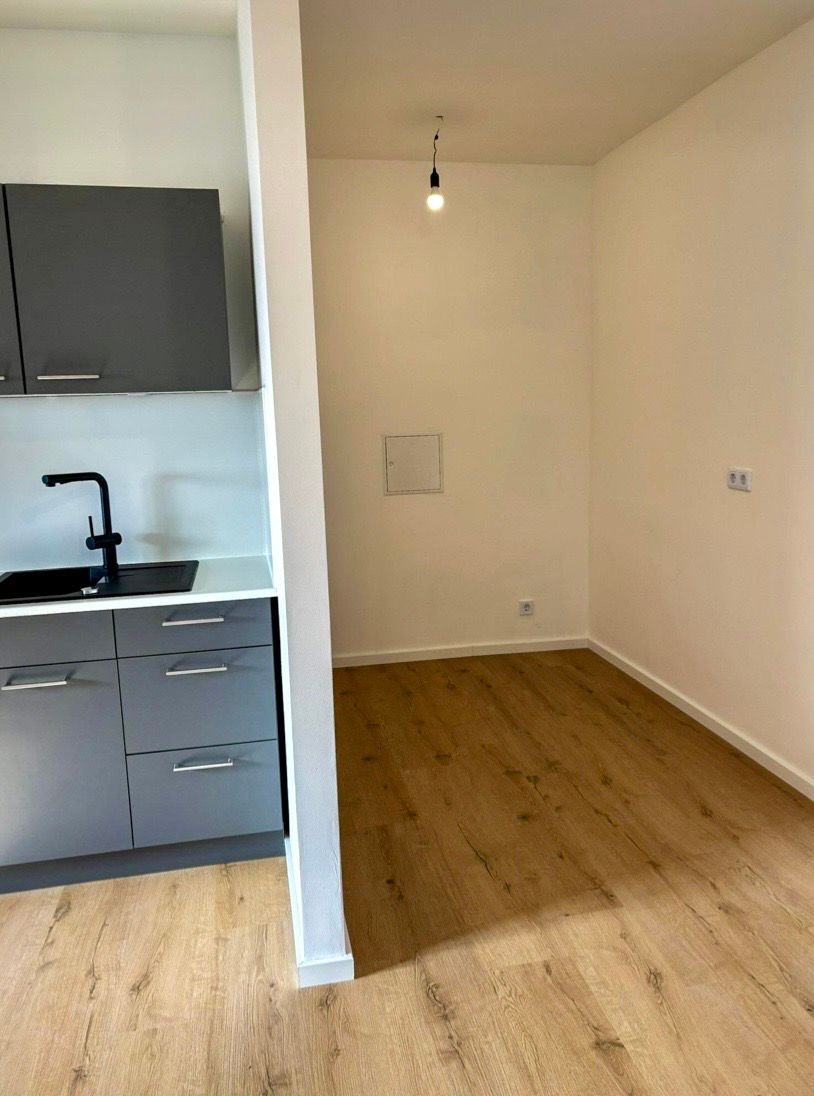  Modern Design Studio In Heritage Factory Loft – Newly Renovated & Ready To Move In  -  Modern Design Studio in Heritage Factory Loft – Newly Renovated & Ready to Move In  - Gallery -  11