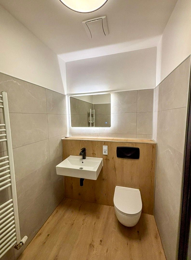  Modern Design Studio In Heritage Factory Loft – Newly Renovated & Ready To Move In  -  Modern Design Studio in Heritage Factory Loft – Newly Renovated & Ready to Move In  - Gallery -  6